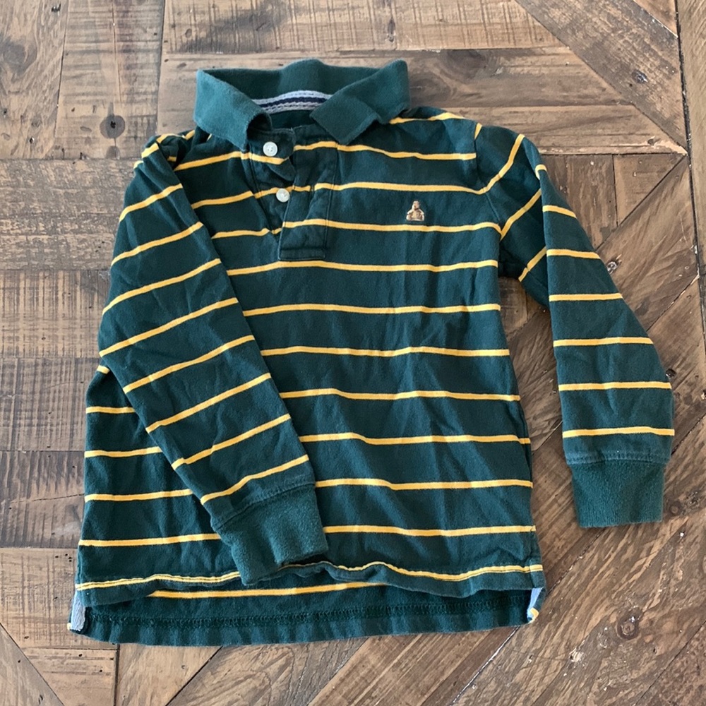 Boys size 4 polo.